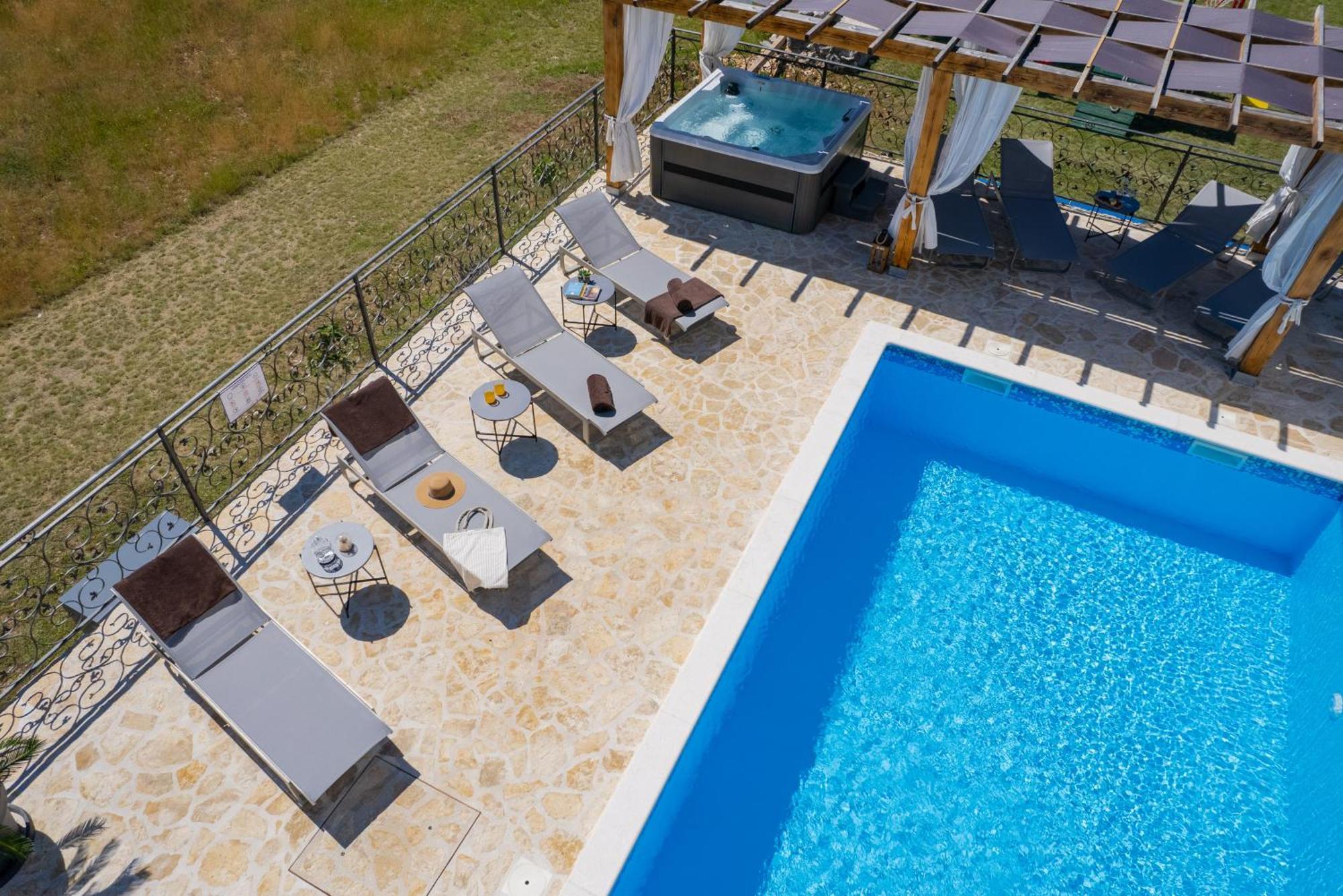 Villa Unika Heated 39M2 Pool, Jacuzzi, Sauna Opanci Екстер'єр фото